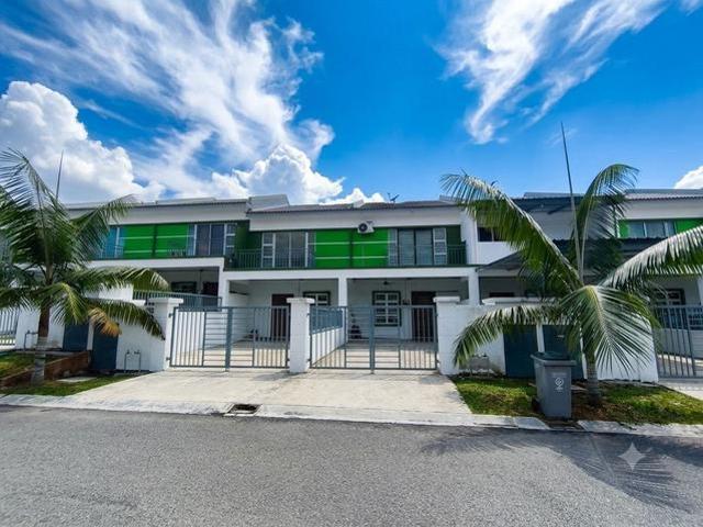 Hot Area DOUBLE STOREY BANDAR SCIENTEX JASIN PRESINT 1 MELAKA
