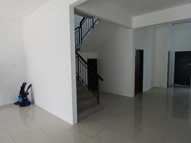 HOT AREA GOOD CONDITION Double Storey Taman Merawan Indah Kulim