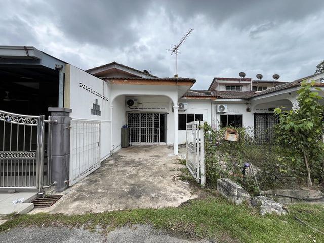 Hot Area lokasi Strategik Teres Setingkat Taman Seri Jati