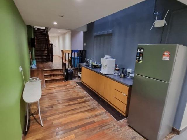 HOT AREA Master Room at SS2, Petaling Jaya