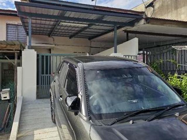 Hot Area NON BUMI RENOVATED 2 STOREY FREEHOLD TAMAN TANGKAK JAYAK