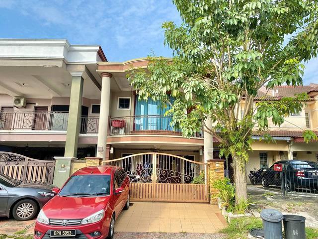 HOT AREA Puncak Alam RENOVATED 2 STOREY TERRACE HOUSE FOR SALE
