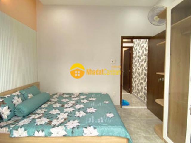 Hot bán gấp nhà mới vào ở ngay 32, p11, q10, 31m2 3.2x9.7m, 3.9 tỷ