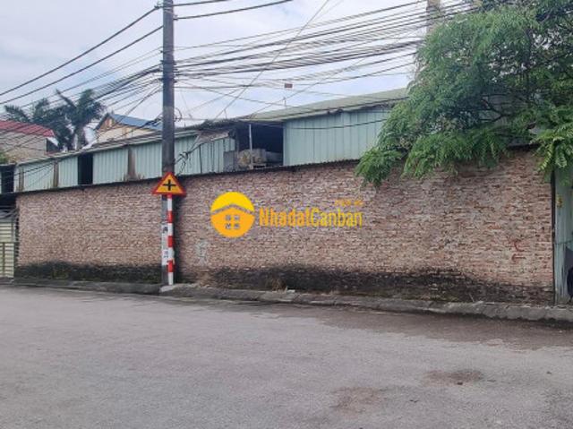Hót bán đất 3 mặt ngõ ô tô bát khối long biên đầu tư, phân lô, dt 1025m. Lh 0396931