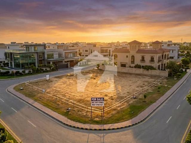 Hot deal 500 yards plot in dha phase 8