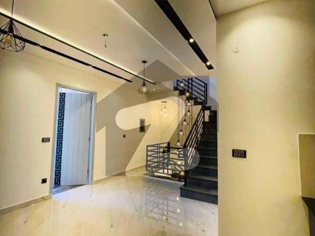 Hot Deal 5 Marla Modern Brand New House for Sale Park View City Lahore Park View City Executive Block
