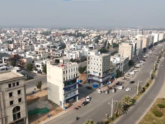 Hot deal 5 Marla Commercial Plot for Sale in Prime location F1 Block, Bahria Orchard Lahore