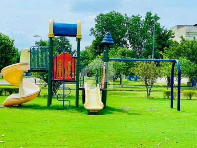Hot Deal! 10 Marla Plot For Sale In G5 Block Bahria Orchard Lahore Reasonable Price