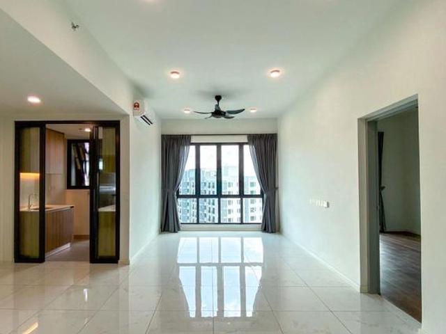 Hot Deal Vivo Executive Seaview Unit With Fully Furnished For Rent