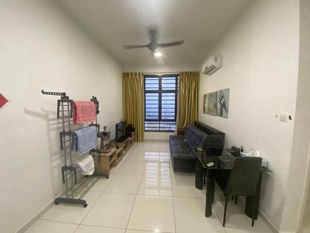 Hot Deal Modern 1 bedroom unit for Sale D Summit Service Residence