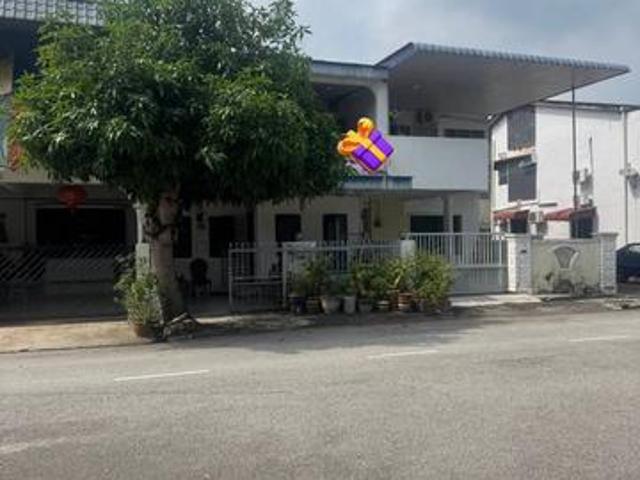 HOT DEMAND2 STOREY RENOVATEDSTRATEGIC AREA TO STAYTaman Selamat