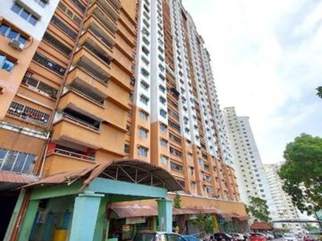 HOT FOR SALE Flora Damansara Apartment Damansara Perdana