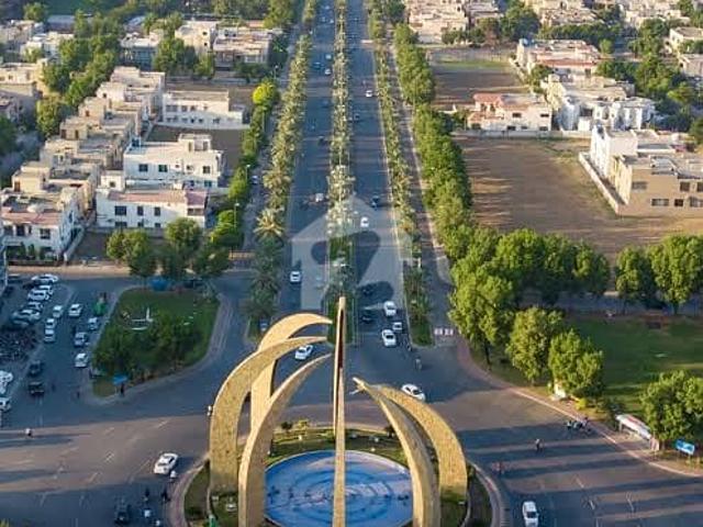 Hot Location 05 Marla Prime Location Plot For Sale In Alamgir Block, Bahria Town