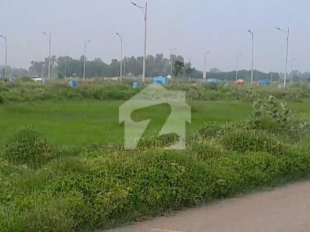 Hot Location 1 Kanal Possession Plot | Near Askari 11| At 60' Road