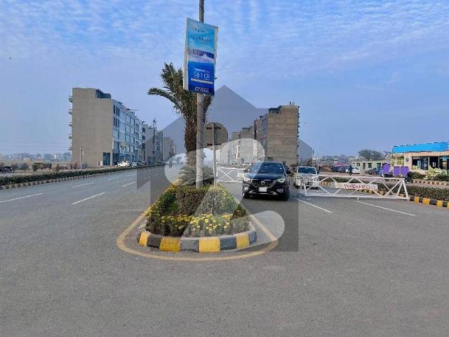 Hot location 5 marla commercial plots