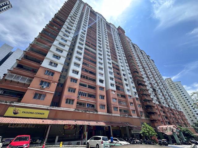 HOT LOCATION Apartment Flora Damansara Damansara Perdana