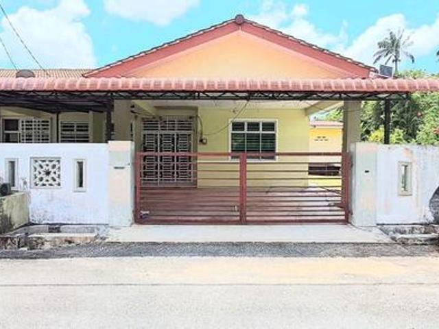 Hot Location SemiD Setingkat di Taman Rendang Aman Peramu Pekan