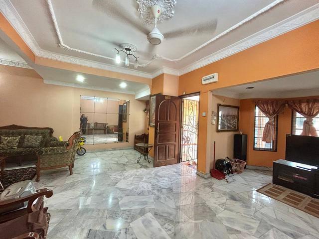 EXTENDED RENOVATED Double Storey Terrace USJ 11 Subang Jaya