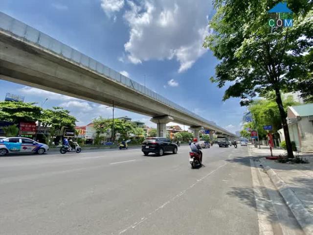 HOT!Nhà lô góc, 55m2, MT 4,5m, ô tô, kinh doanh, cạnh Royal City, Nguyễn Trãi