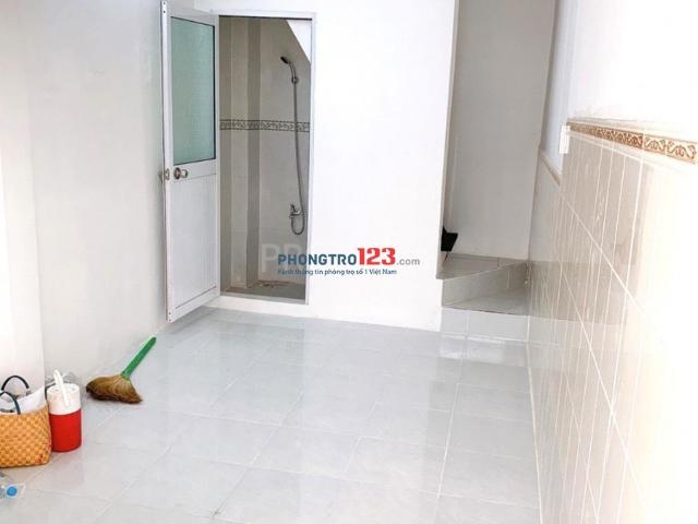 Hot Nhà 3/2 hẻm 4m P14 Q10 1 trệt 1 lầu, 1PN 1WC 8tr/47m2