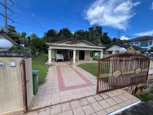 HOT SALE Rare Great Value Bungalow Landed Property in Raub Town