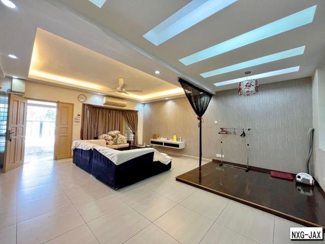 Hot SaleRenovate Face ParkingBandar Botanic Bungor KlangHouse