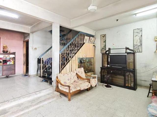 HOT SALES VALUE BUY Double Storey House Taman Berkeley Klang