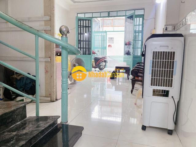 Hót siêu phẩm, quân 8, phú định, 68m2, 2 tầng, sát mt, cạnh hxh, chỉ nhỉnh 3 tỷ