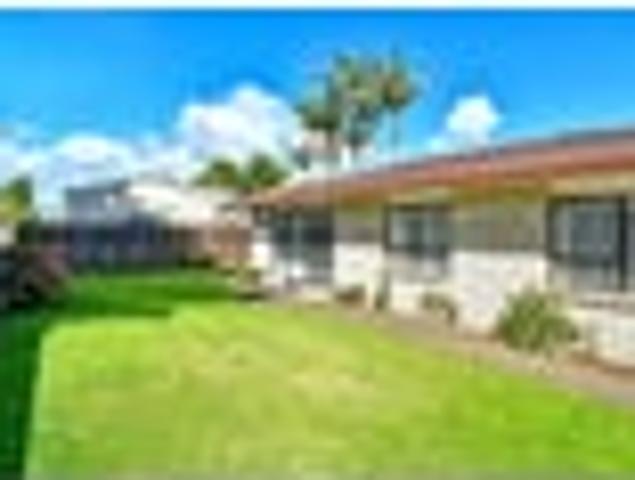 HOT PRICE! Solid, Stand alone Papakura Beauty!