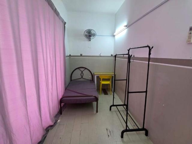 Hot Promotion‼️No DepositRoom Rent Kemuning Utama️Walking Distance 10 min to Surau6 min to MCD