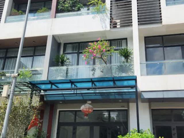 Hot Quận Long Biên Nhà Phố Thương Mại Bình Minh Garden. Kinh Doanh, Làm Văn Phòng. Thang Máy