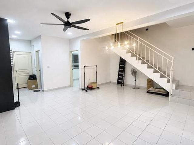 HOT RENTAL DEALTaman Bunga Raya Bukit Beruntung