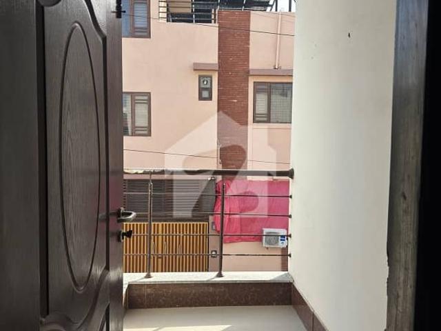 Hot Rental Deal! 120 Yards Slightly Used Bungalow in DHA Phase 8 | 1+3 Planning | West Open | 275K