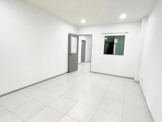 Hot Rental Demand Level1 Apartment Dataran Otomobil Seksyen 15 SAlam