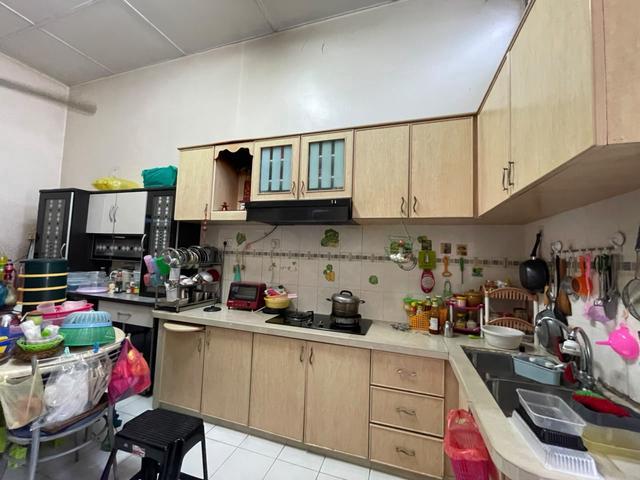 hot Taman bukit minyak 1sty Terrace Fully Renovated Juru for sale