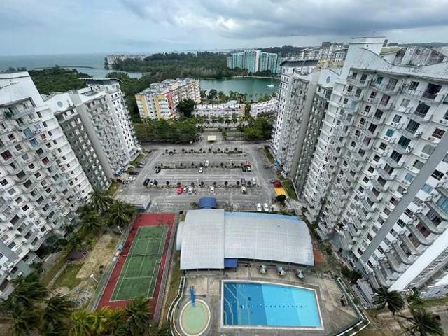 Hot Unit in Port Dickson
