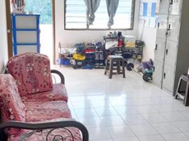 HOTDesa Indah Block 33 Original Unit Well Maintain Relau Bayan Lepas