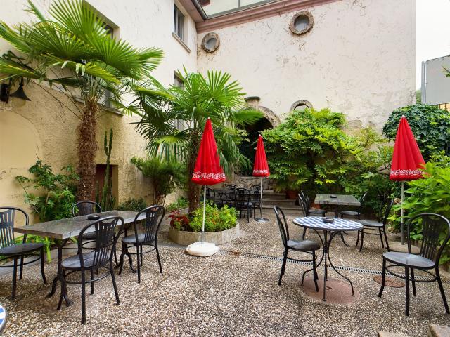Hotel with 10 rooms on sale in Mendrisio 359 m² | dreamo. Ch