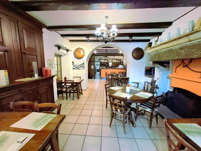 Hotel with 25 rooms on sale in Centovalli Intragna 386 m² | dreamo. Ch
