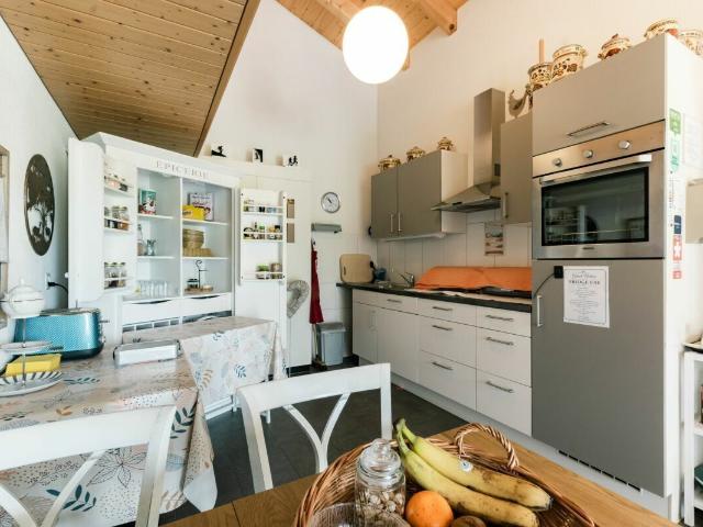 Hotel with 4 rooms on sale in Wilderswil | dreamo. Ch