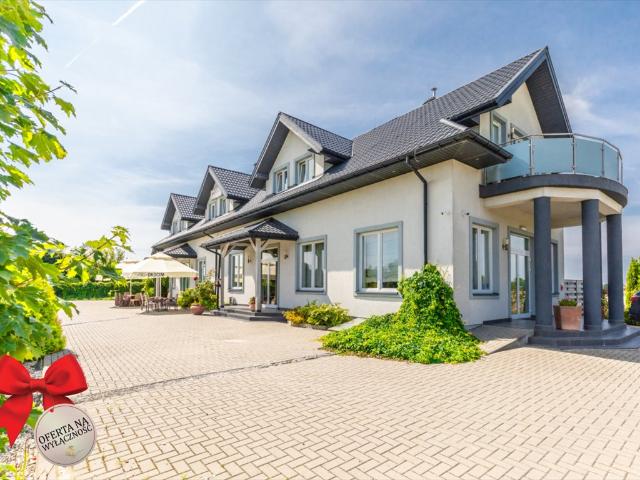 Hotel z restauracją i ogrodem, dochodowy 634 m²