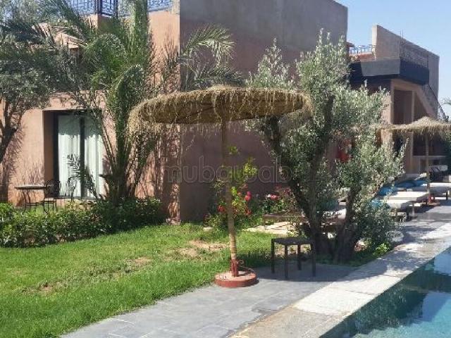Hotel a vendre
