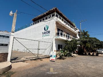 Hotel amueblado en venta en Melaque, Jalisco