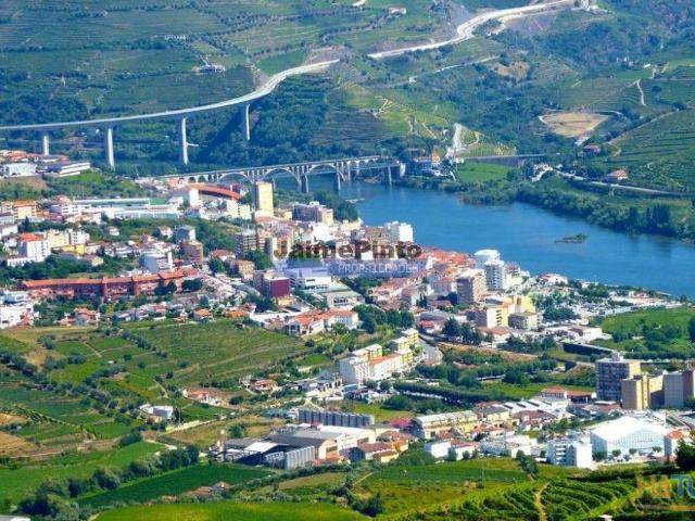 Hotel aprovado p/ construção, 20 quartos, Peso da Régua. Portugal, Douro, Régua. | 26083709154