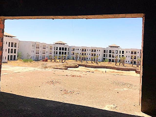 Hôtel avec jardin et salle de réception