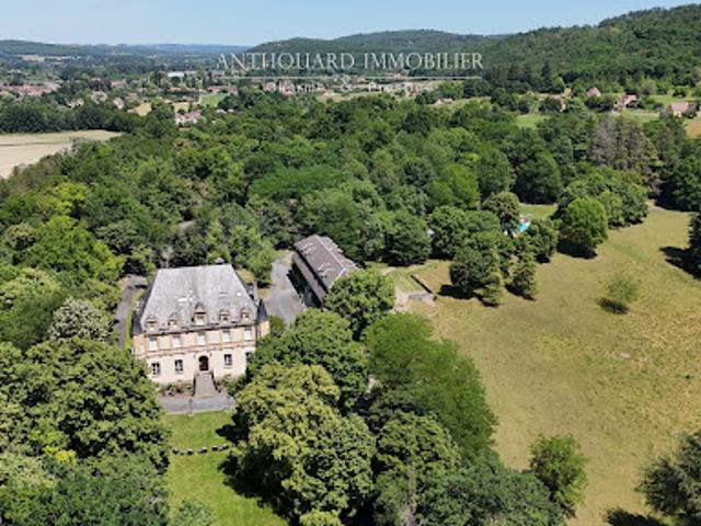 Hôtel avec salle de réception