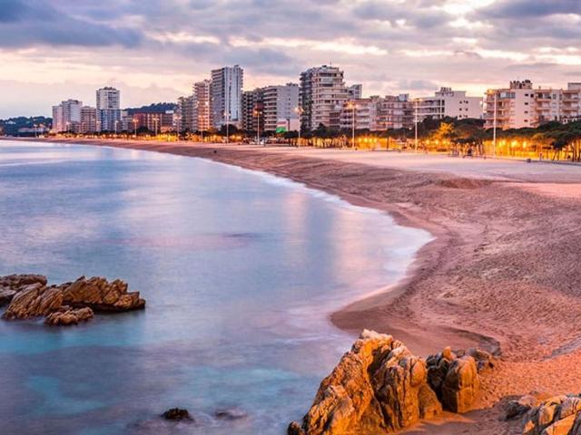 Hotel con encanto de 500 m2 en venta playa aro, Girona, Cataluña