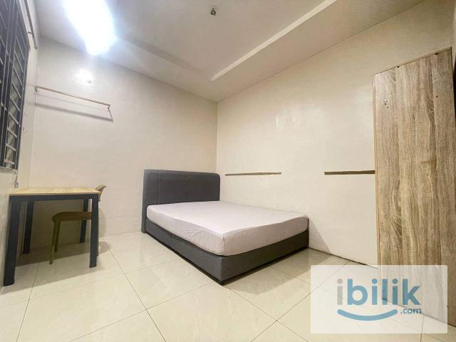 Hotel Concept • Bilik Sewa Toilet Sendiri • Lokasi Depan Holiday Plaza