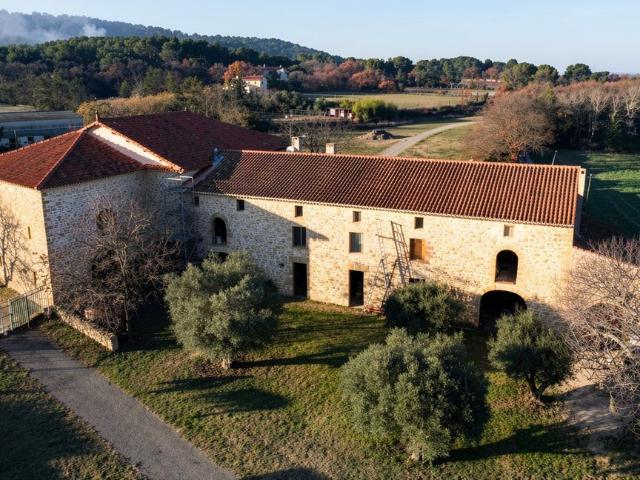 Hôtel de 10 chambres luxe en vente Sorgues, France