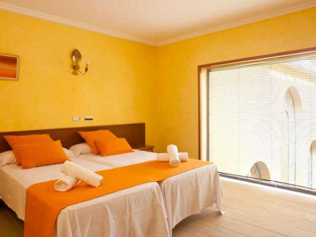 Hotel de lujo de 1 m2 en venta S'illot, España